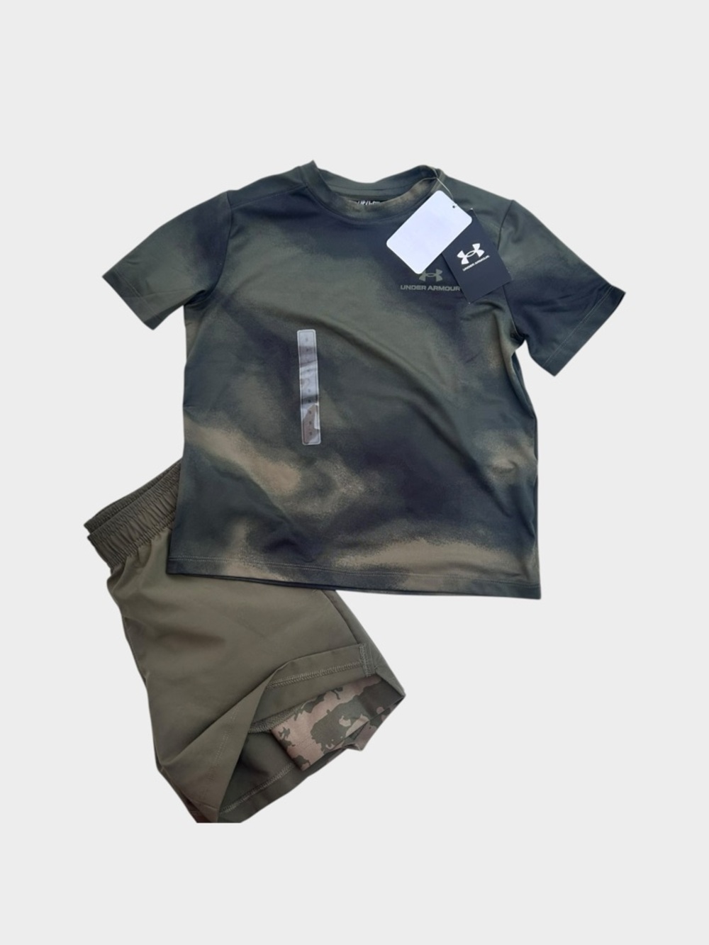 NWT Under Armour Boys Youth Small 8 Outfit Set Olive Camo 2-in-1 Shorts Tee
